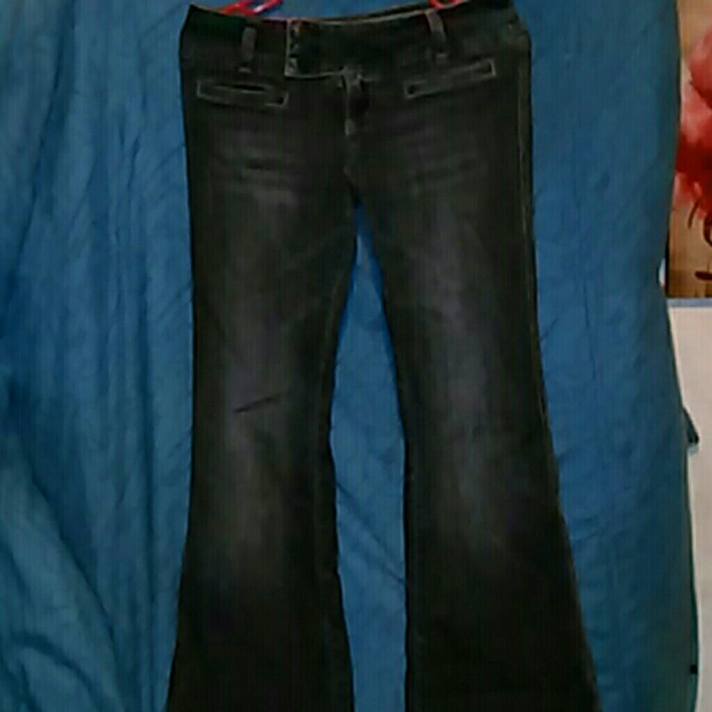 Jean's